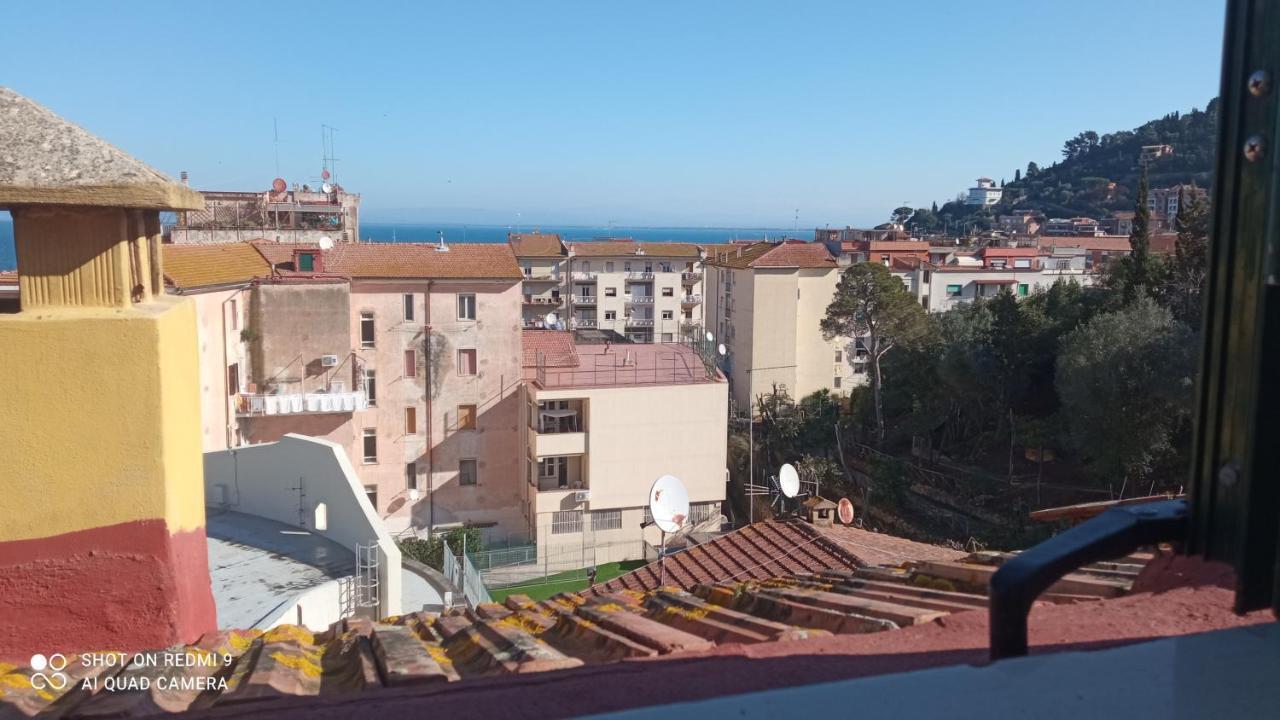 Monolocale Mansarda A Porto Santo Stefano Argentario Apartment Ngoại thất bức ảnh